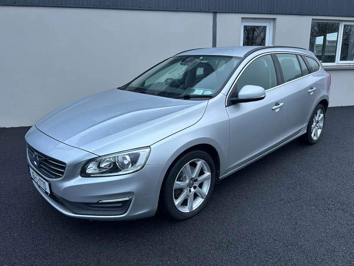 161 Volvo V60 D2 SE GT 2.0D Automatic - Image 2