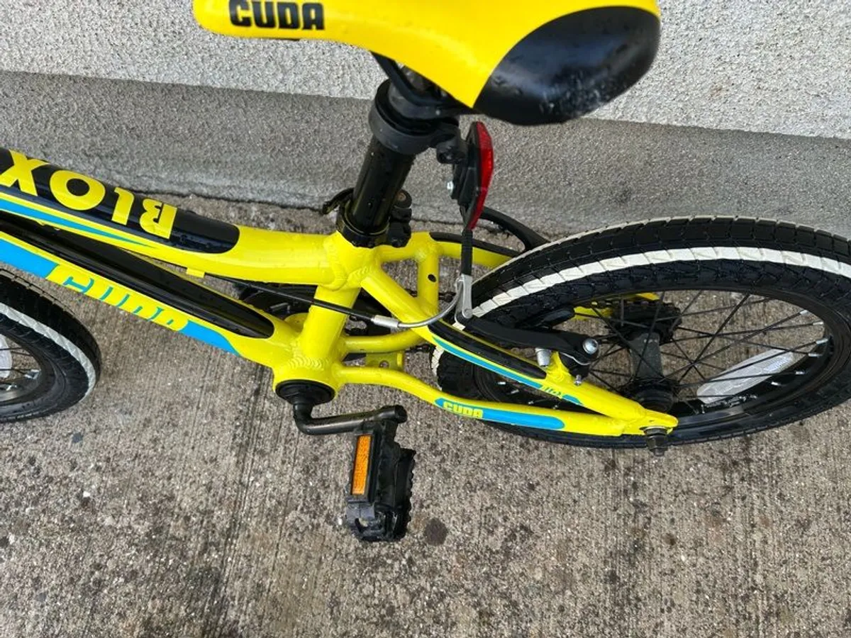 Boys 16 inch bike - Image 3