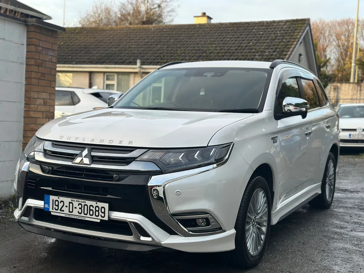 Mitsubishi Outlander 2019 2.4 Plug In Hybrid - Image 4