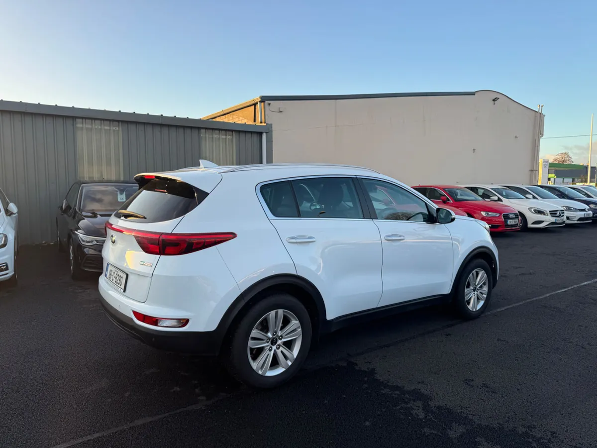 162 KIA SPORTAGE 1.7  EXECUTIVE - Image 3