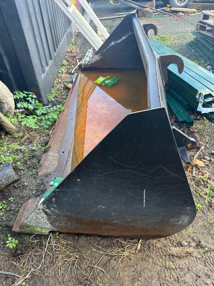 Bucket for Teleporter – Hardly Used! - Image 1