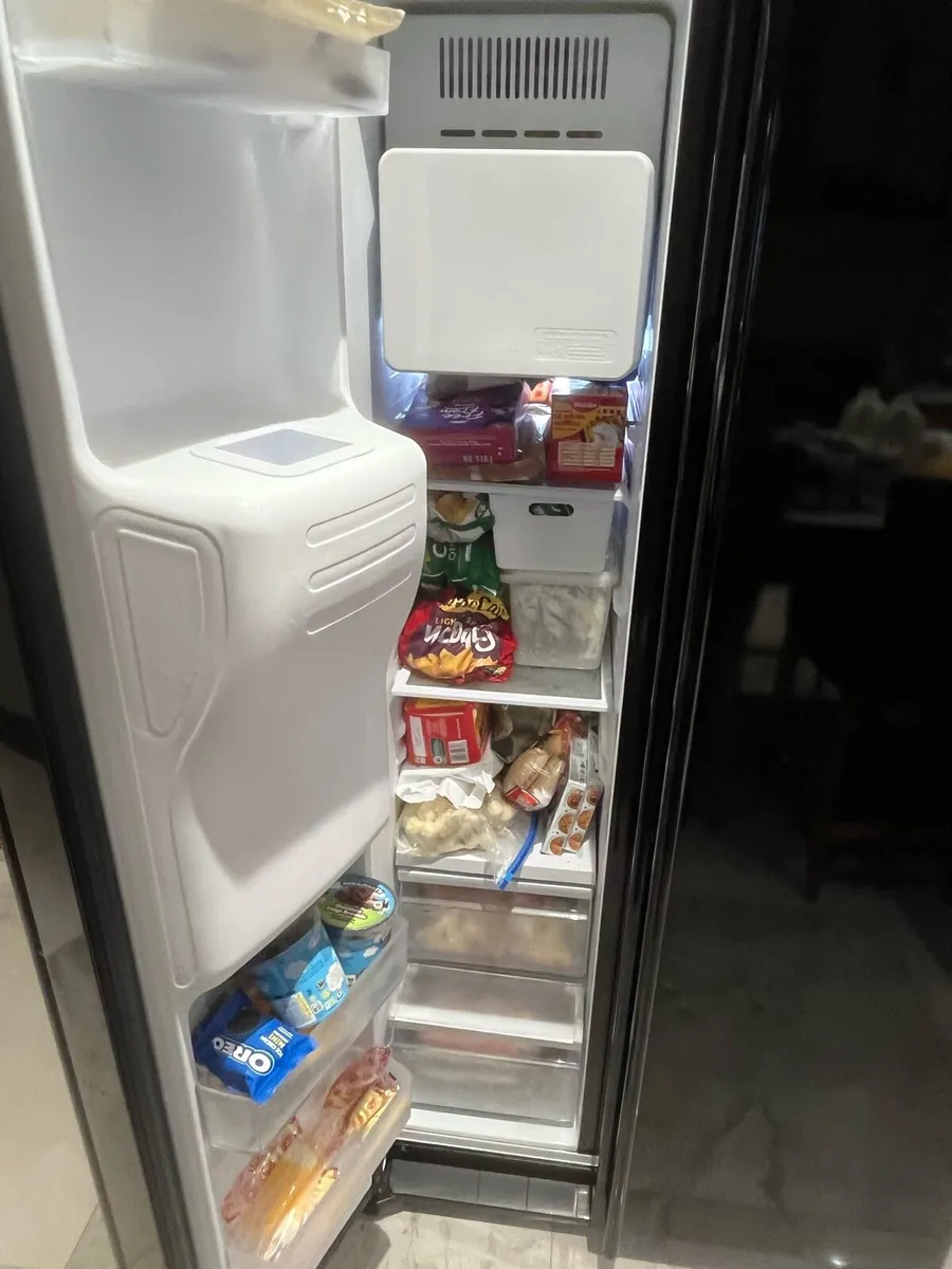 Samsung American Fridge Freezer - Image 2