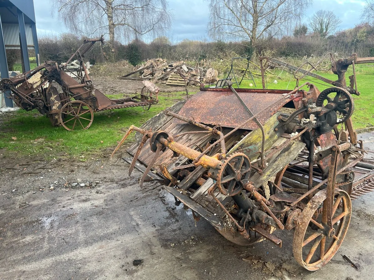 Vintage Binders x2 - Image 3