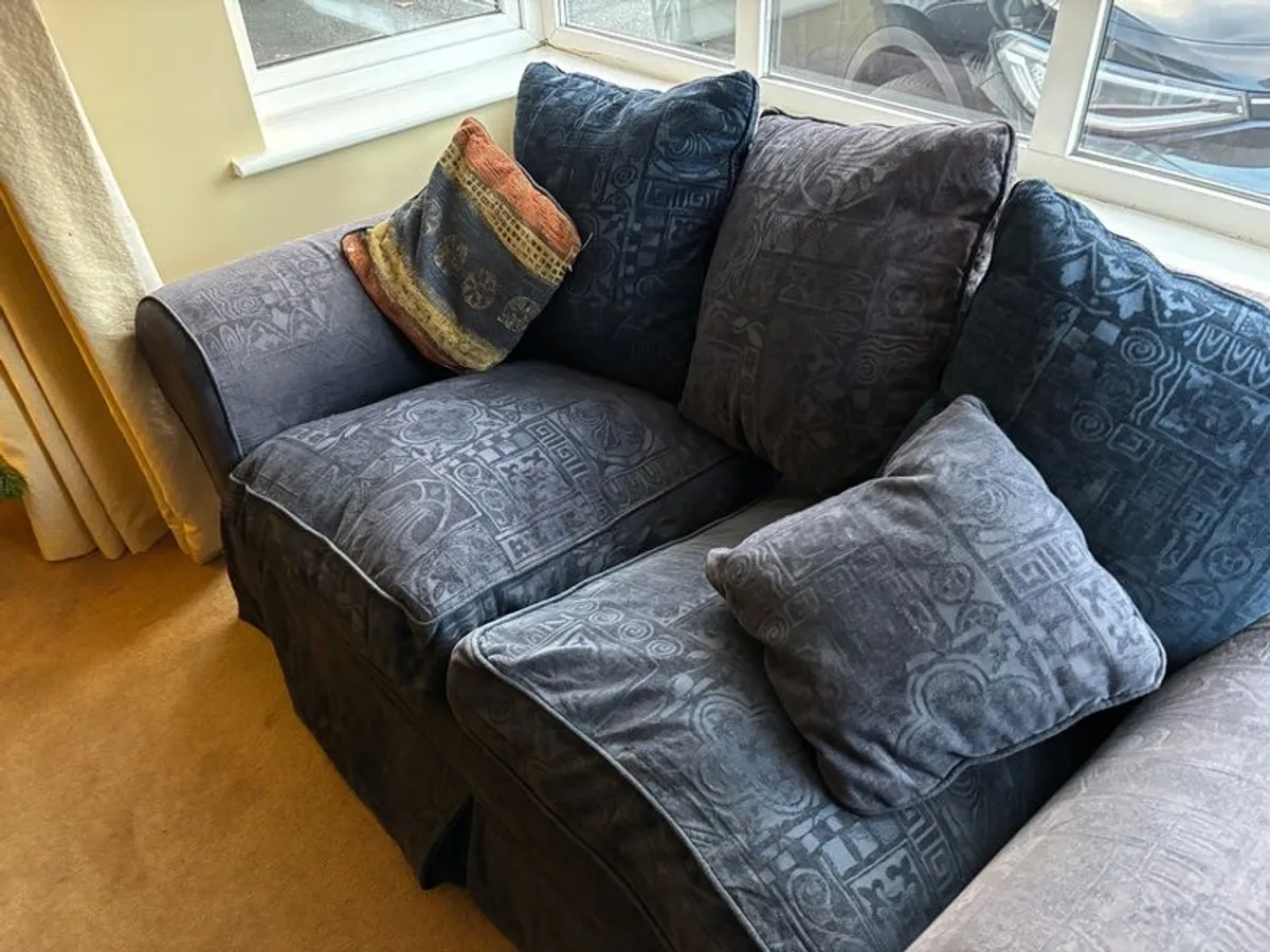 2 plus 1 sofa and arm chair - Image 1