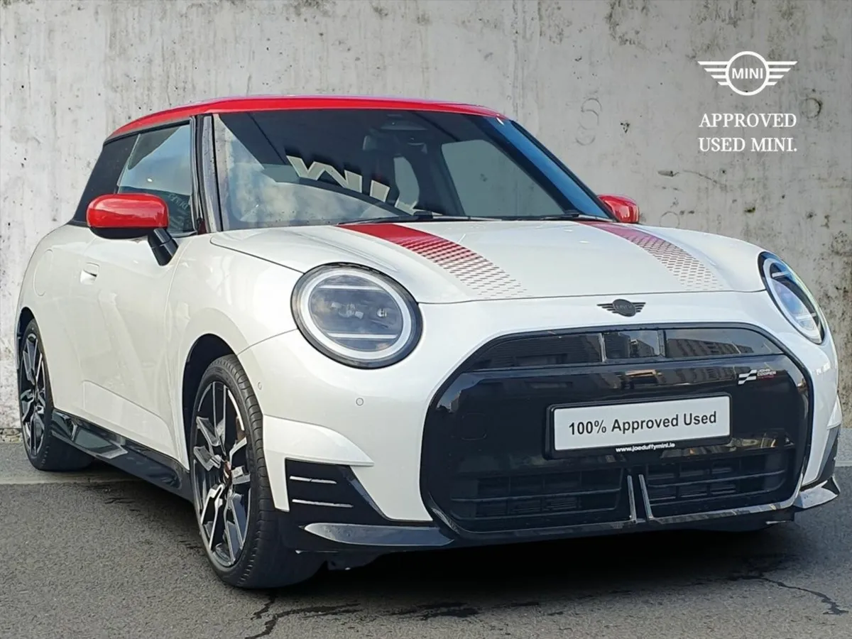 Mini Cooper Cooper E - Image 1