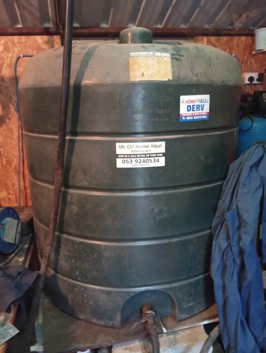 Oil Tank 1360 Litre with Hose and Nozzle - Image 1