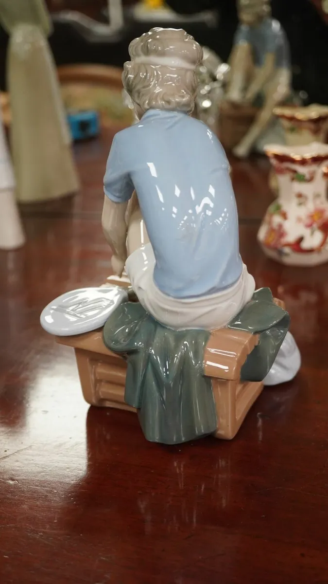 Nao by Lladró “Tying His Shoe” Porcelain Figurine - Image 3