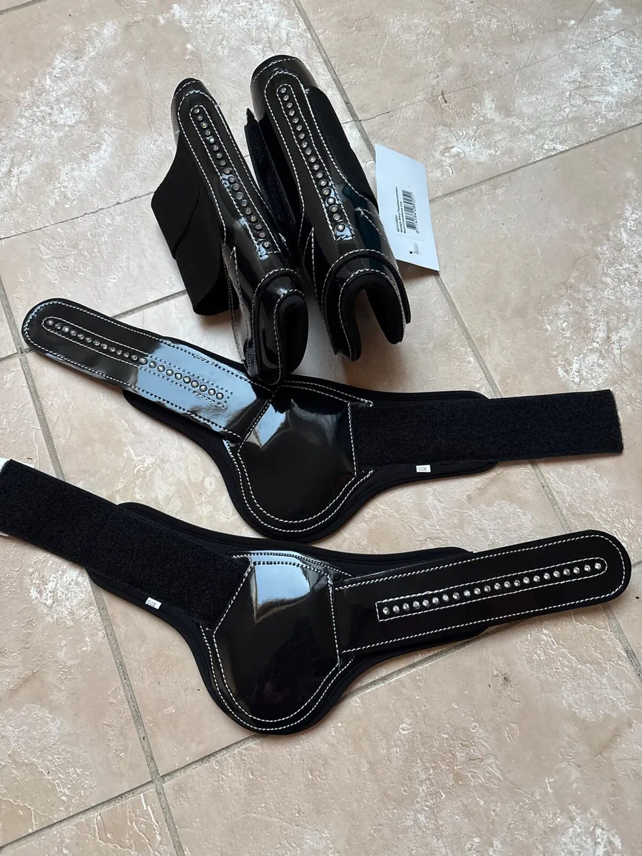 Brushing boots for Horse - Image 1