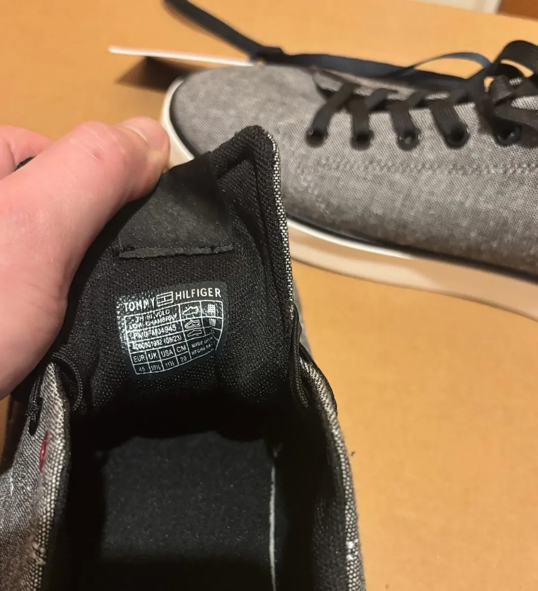 Tommy Hilfiger Sneaker (UK 10.5) / brand new - Image 3