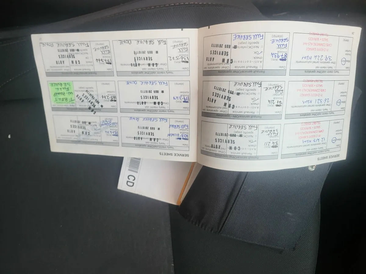 Renault Clio full taxed and tested. - Image 2