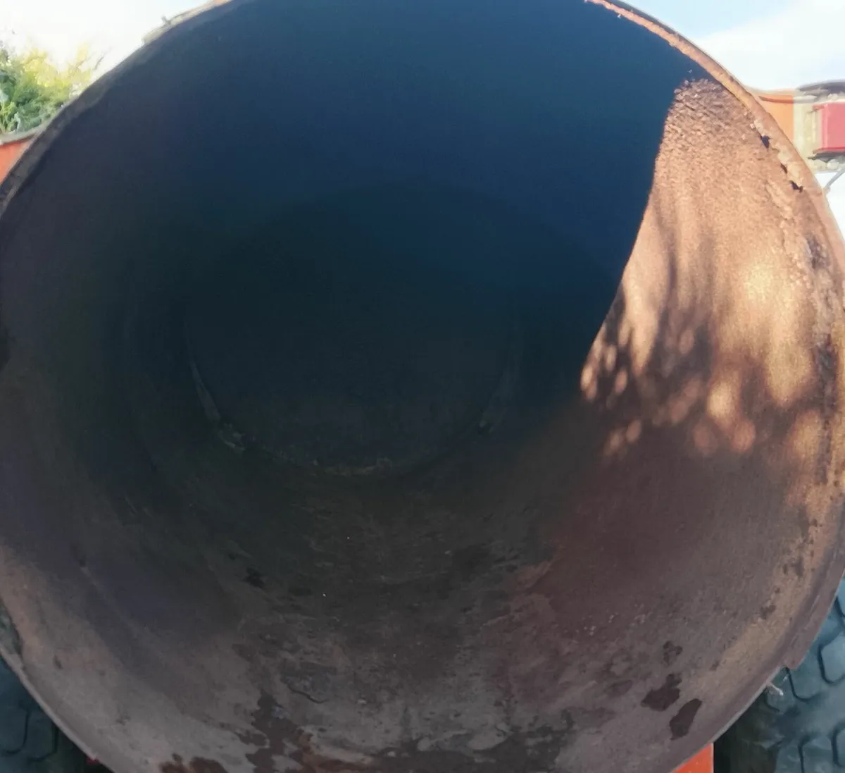 Abbey 1300g tanker - Image 2