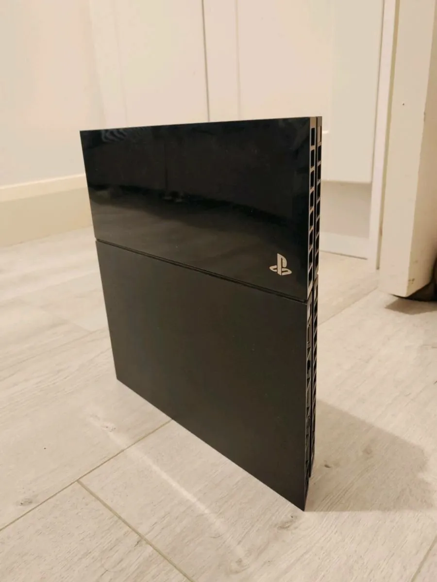 PlayStation 4 - Image 4