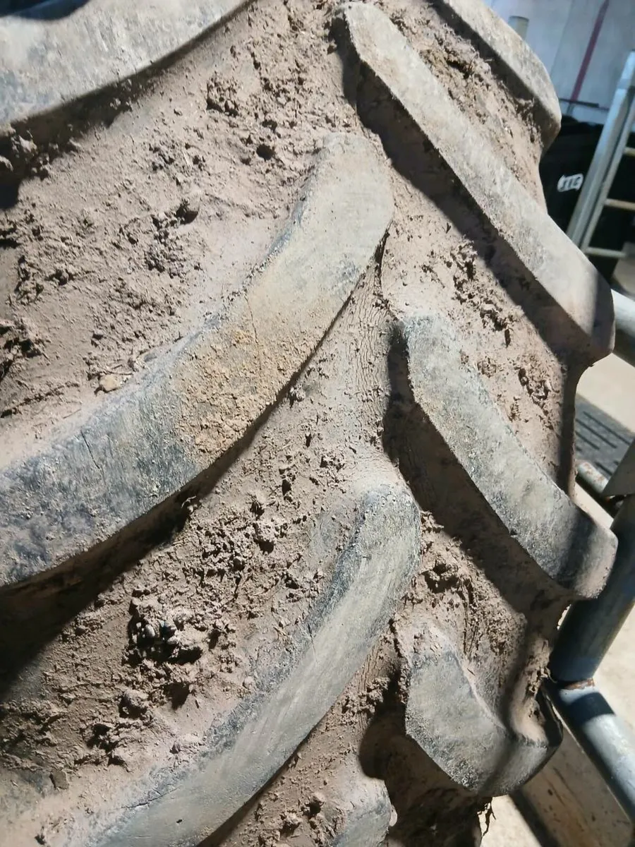 Set of firestone tyres for sale - Image 3