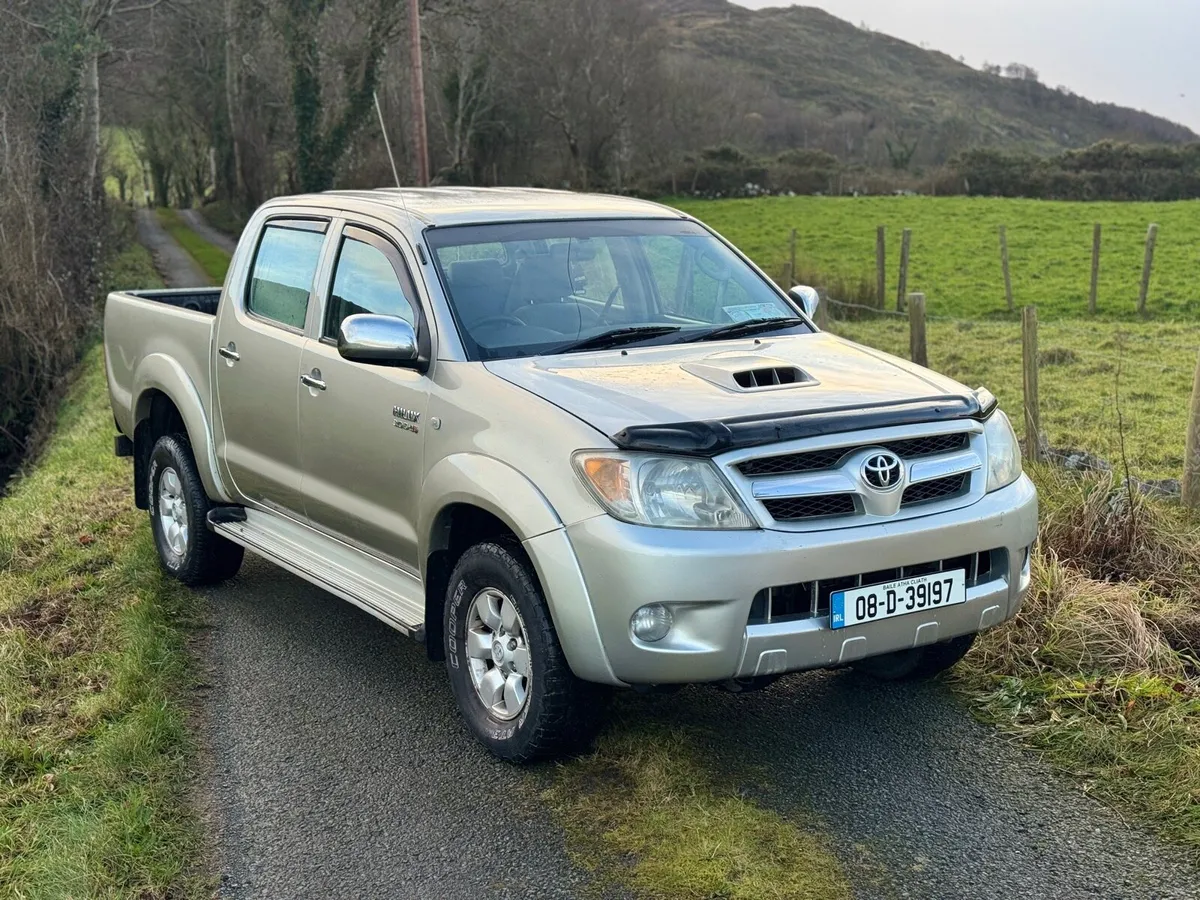 2008 Toyota hilux - Image 1