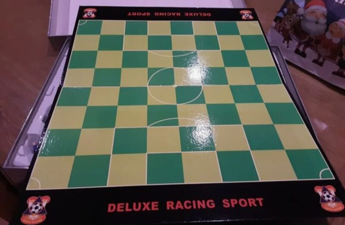 Collector's Item Manchester United Chess Set - Image 3