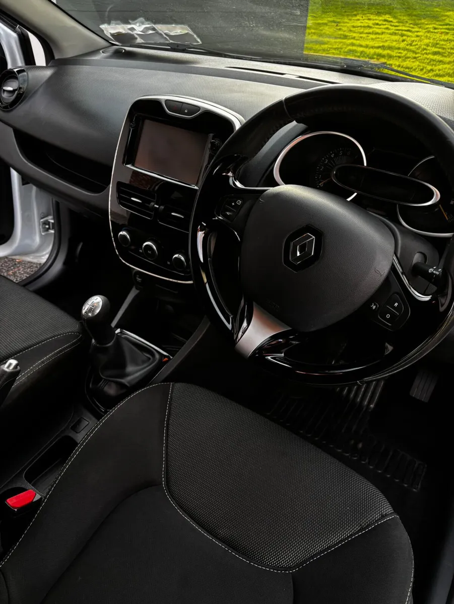 RENAULT CLIO 161 DYNAMIQUE NAV - Image 3