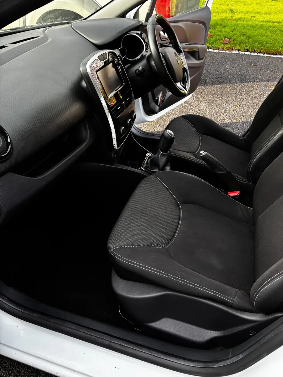 RENAULT CLIO 161 DYNAMIQUE NAV - Image 4