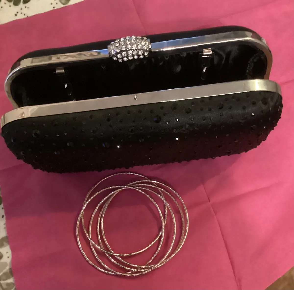 Evening bag/ bracelets