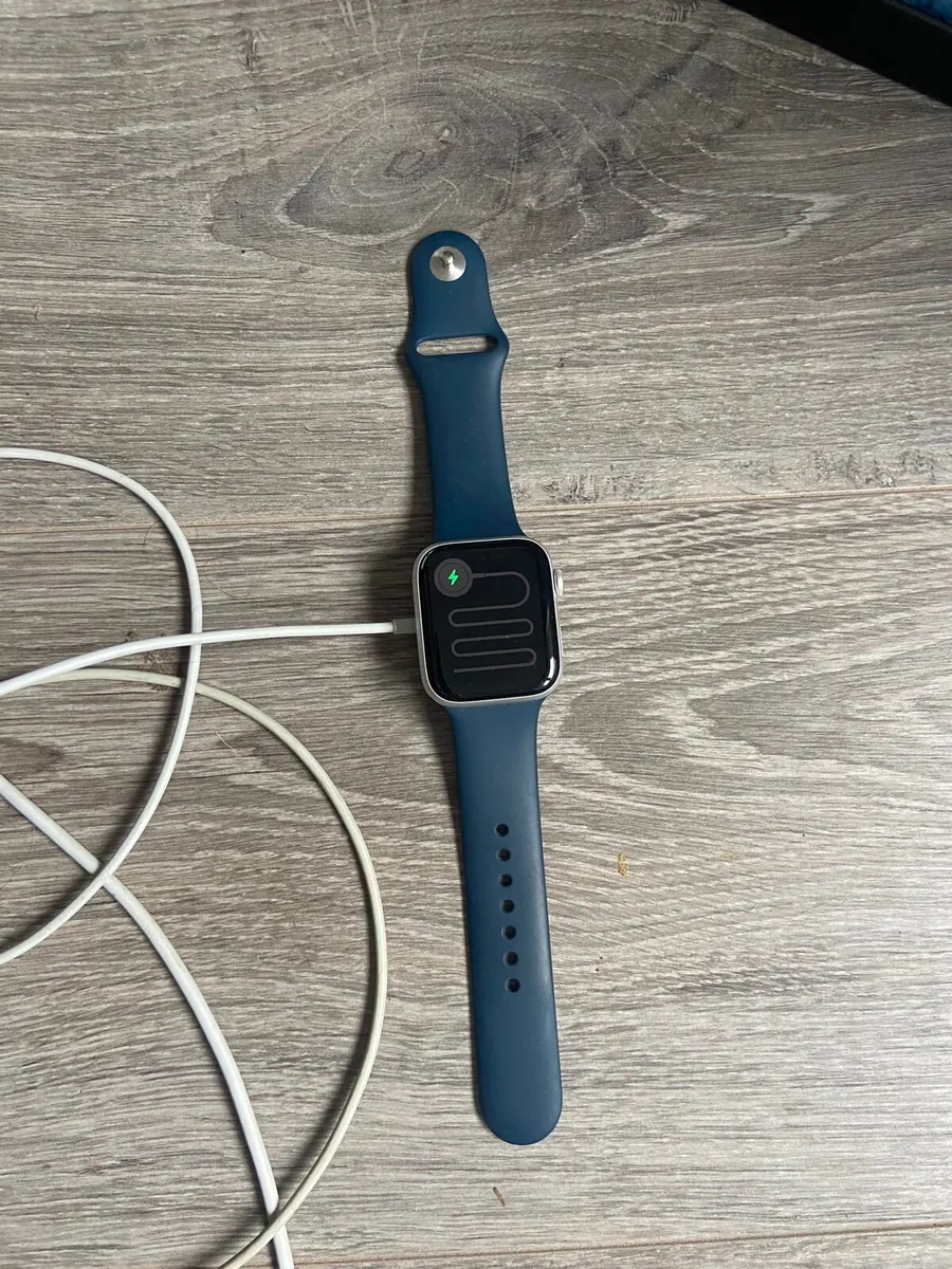 Apple Watch - Image 3