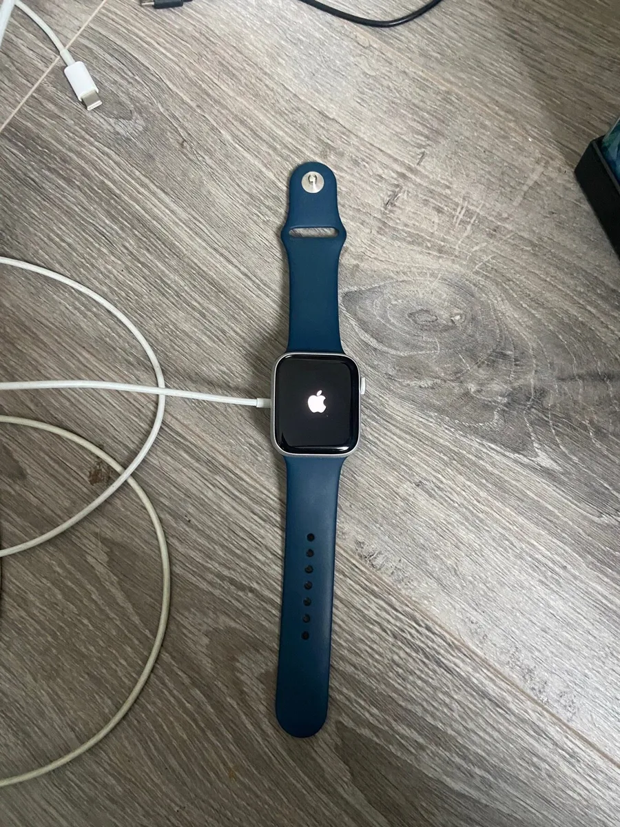 Apple Watch - Image 4