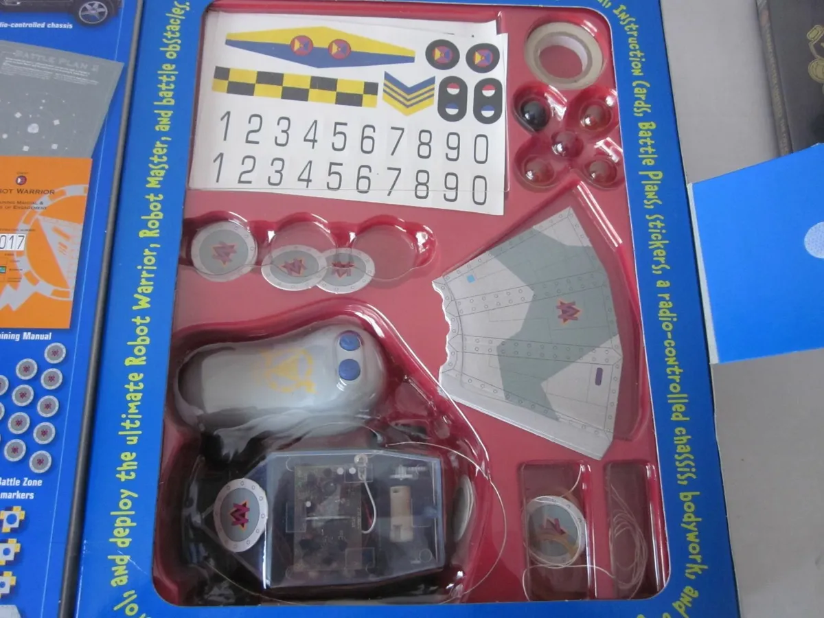 DK Robot  Kit, Create Radio Controlled Robot . - Image 4