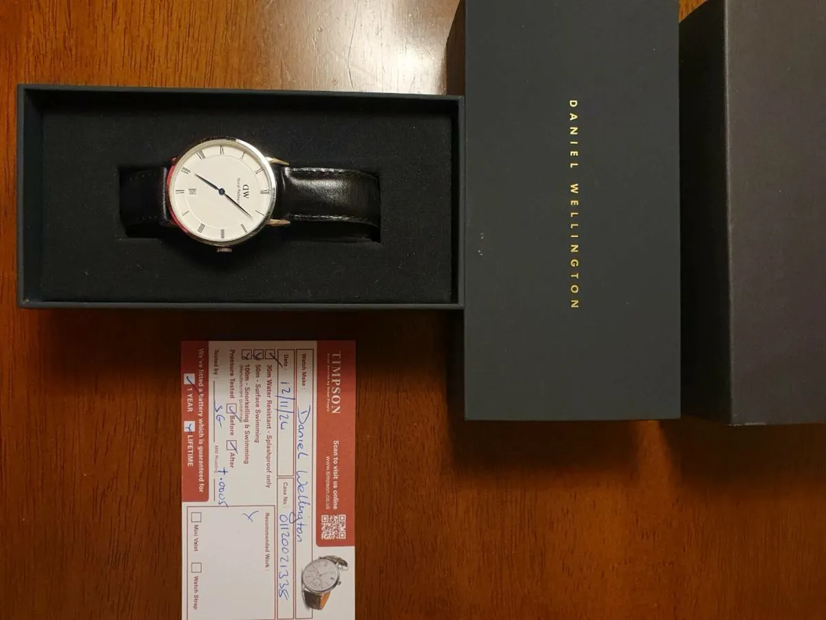 Daniel Wellington watch - Image 1