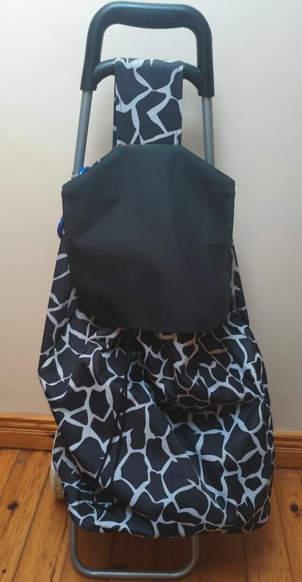 Large Shopping Trolley - Image 2