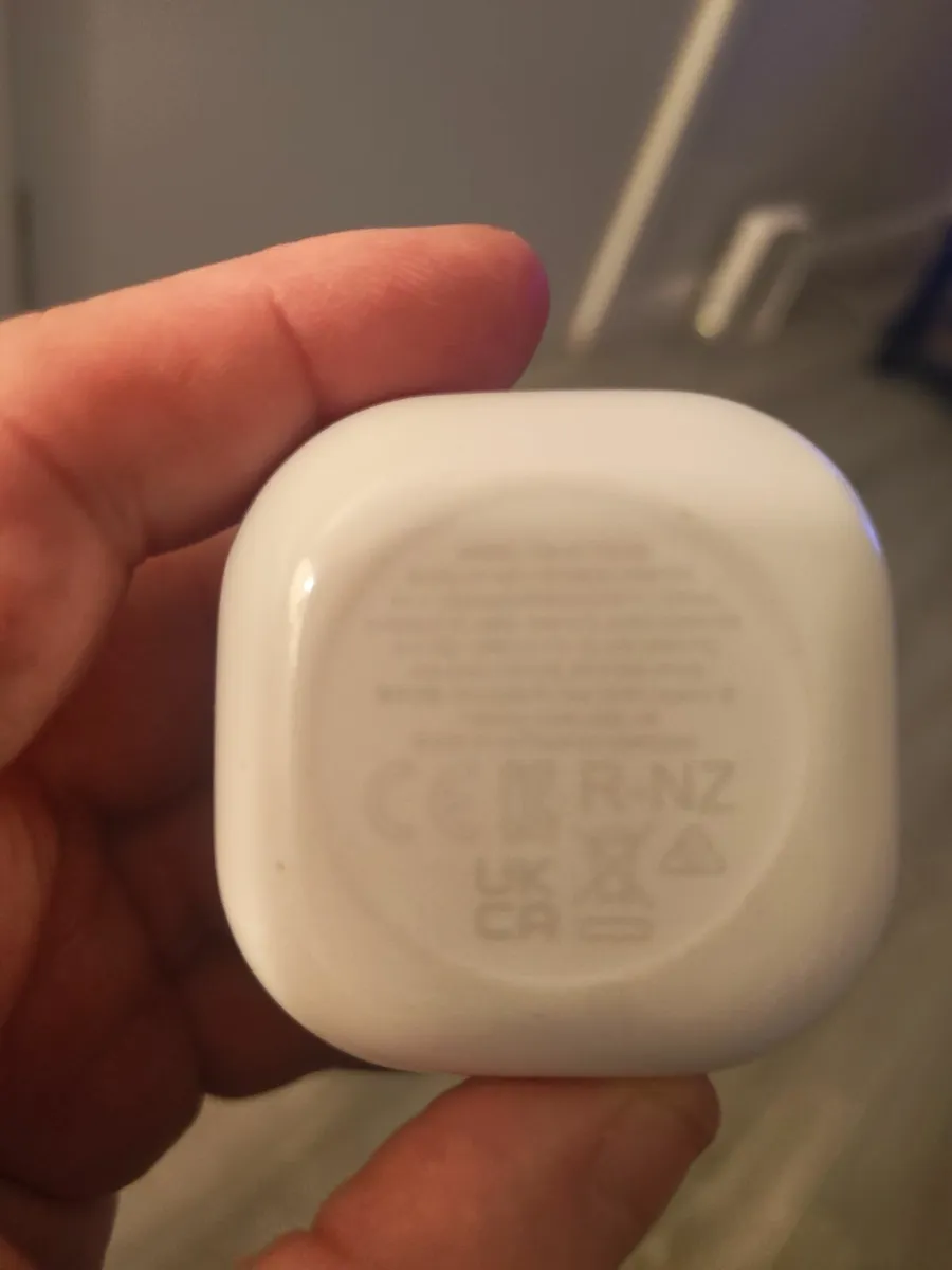 Genuine Samsung Galaxy buds 2 Pro - Image 1