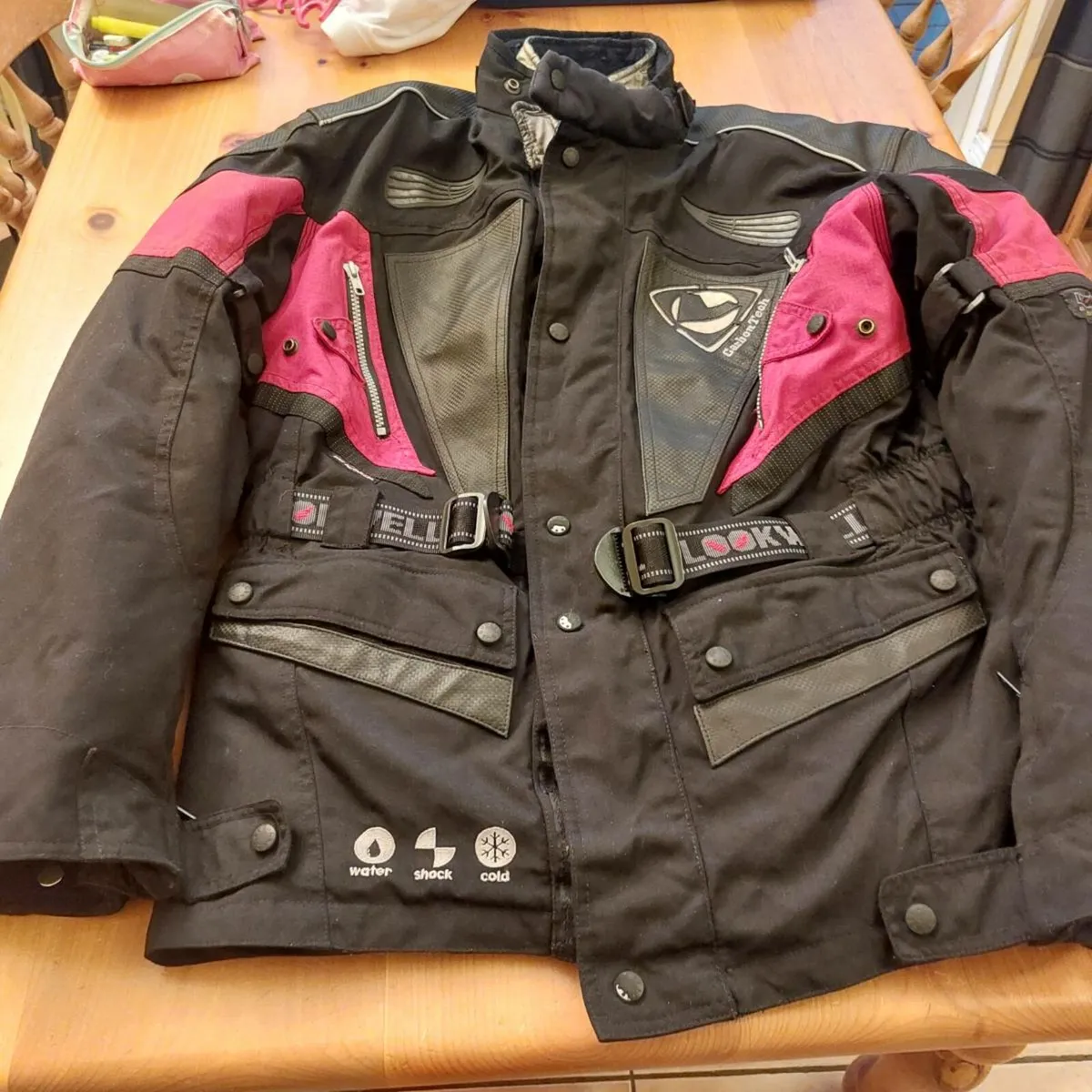 Full Set of Motor Cycle Gear + Leathers - Image 3