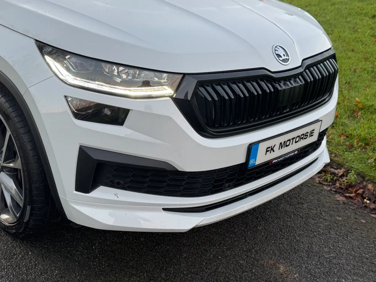 Skoda Kodiaq 2023 Sportline auto  7 seats - Image 3