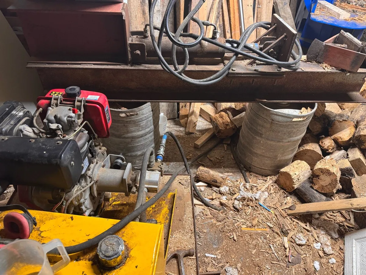 Log splitter for sale - Image 4