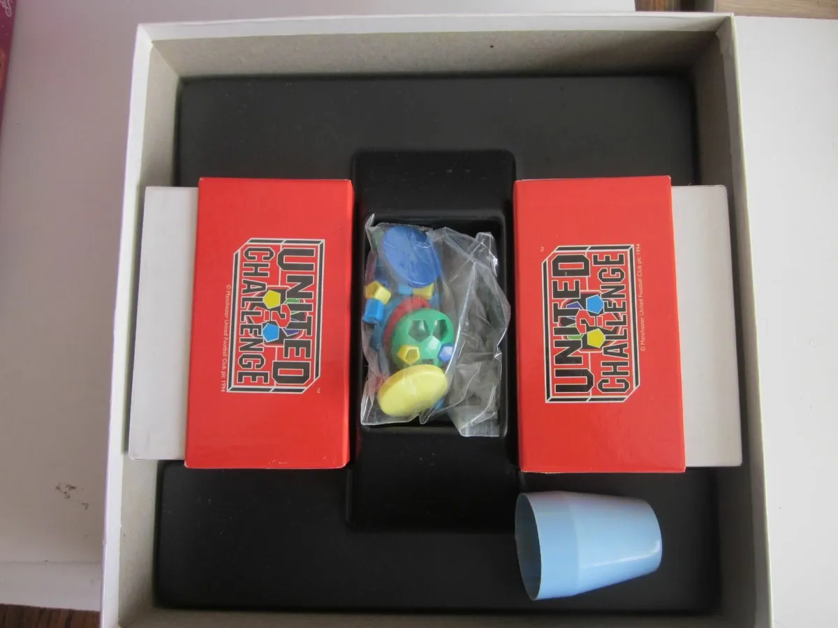 Manchester United 1994 Official Trivia Board Game - Image 2