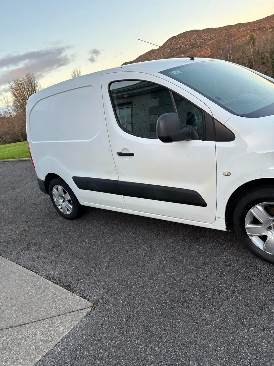 Citroen Berlingo van - Image 4