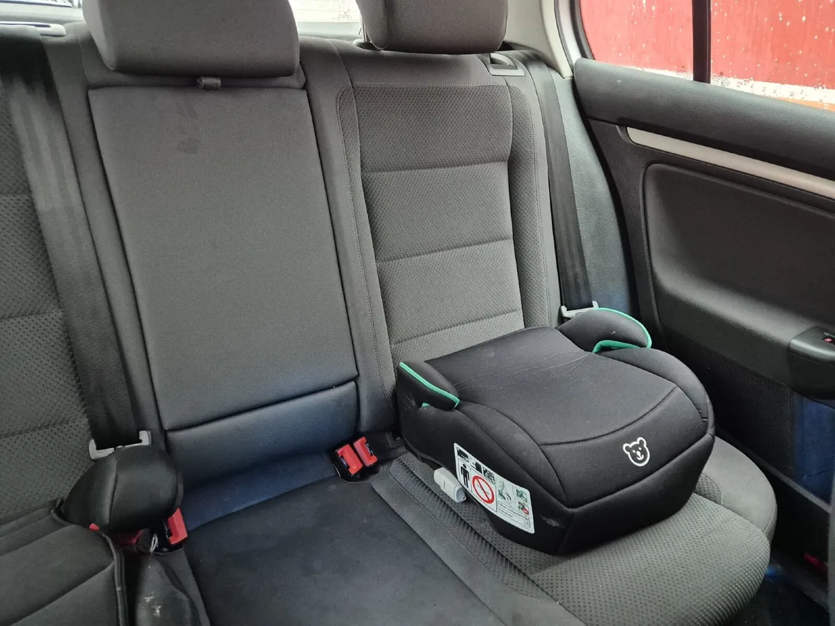 Volkswagen Golf 2007 - Image 2