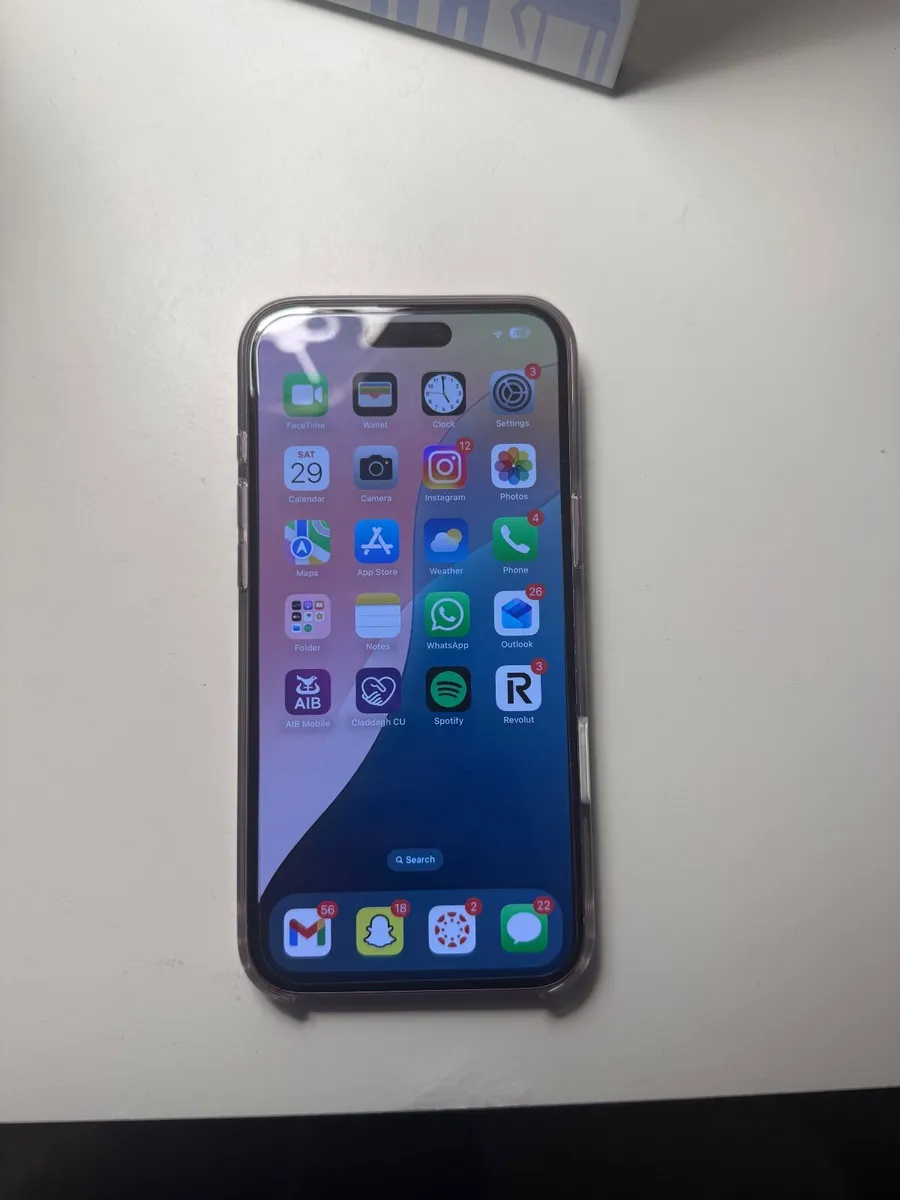 iPhone 16 plus - Image 1