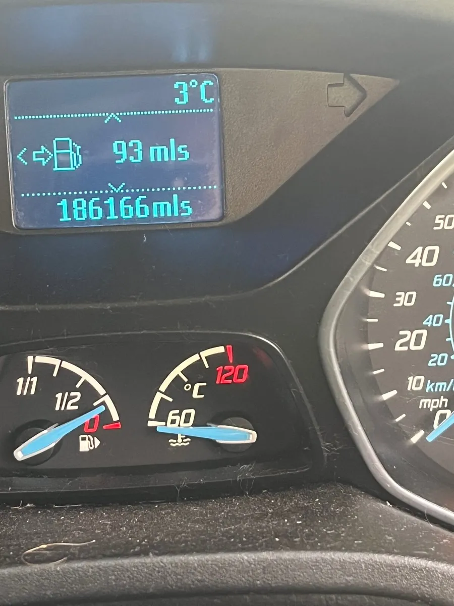 Ford Focus 2014 - Image 1