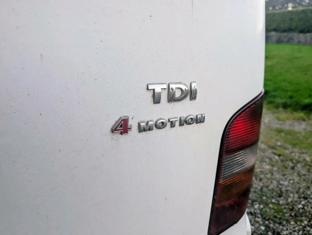 4MOTION Volkswagen Transporter - Image 2