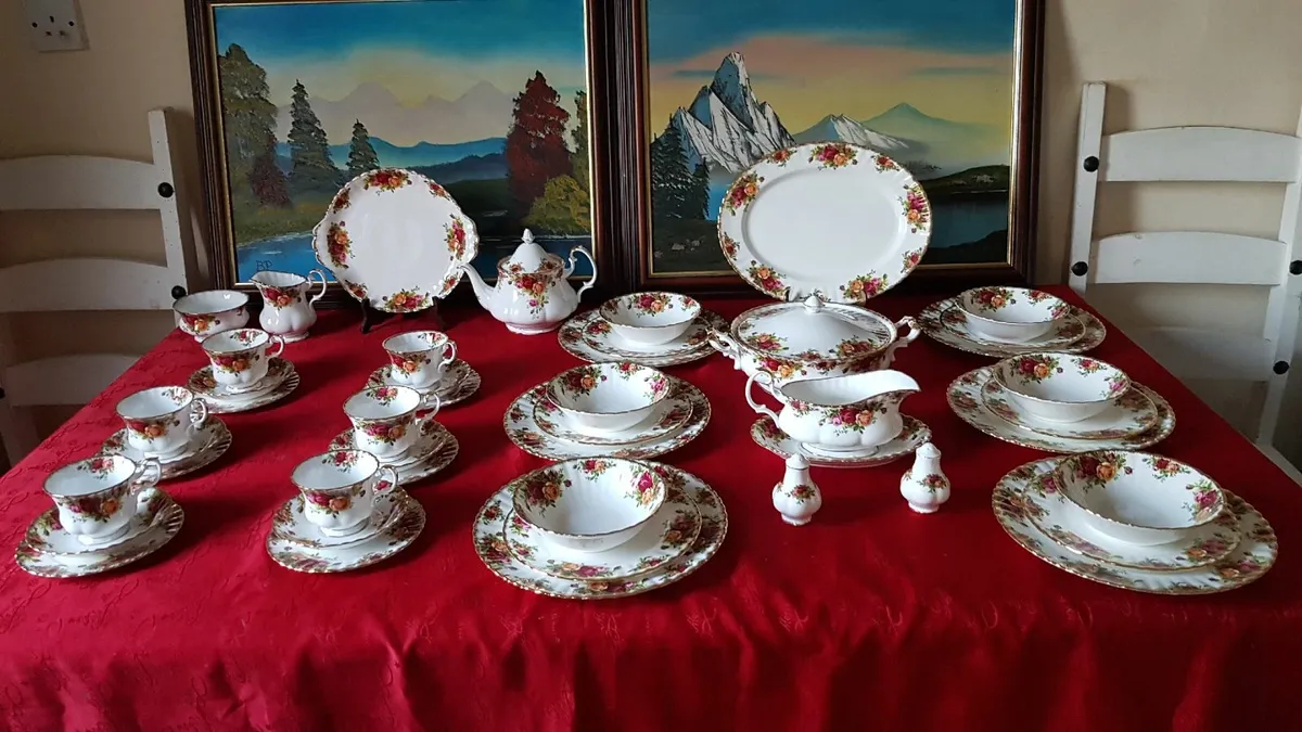 46Pc.Royal Albert Old Country Roses Dinner&Tea Set - Image 2