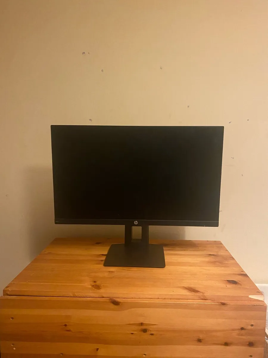 HP Monitor - Image 1