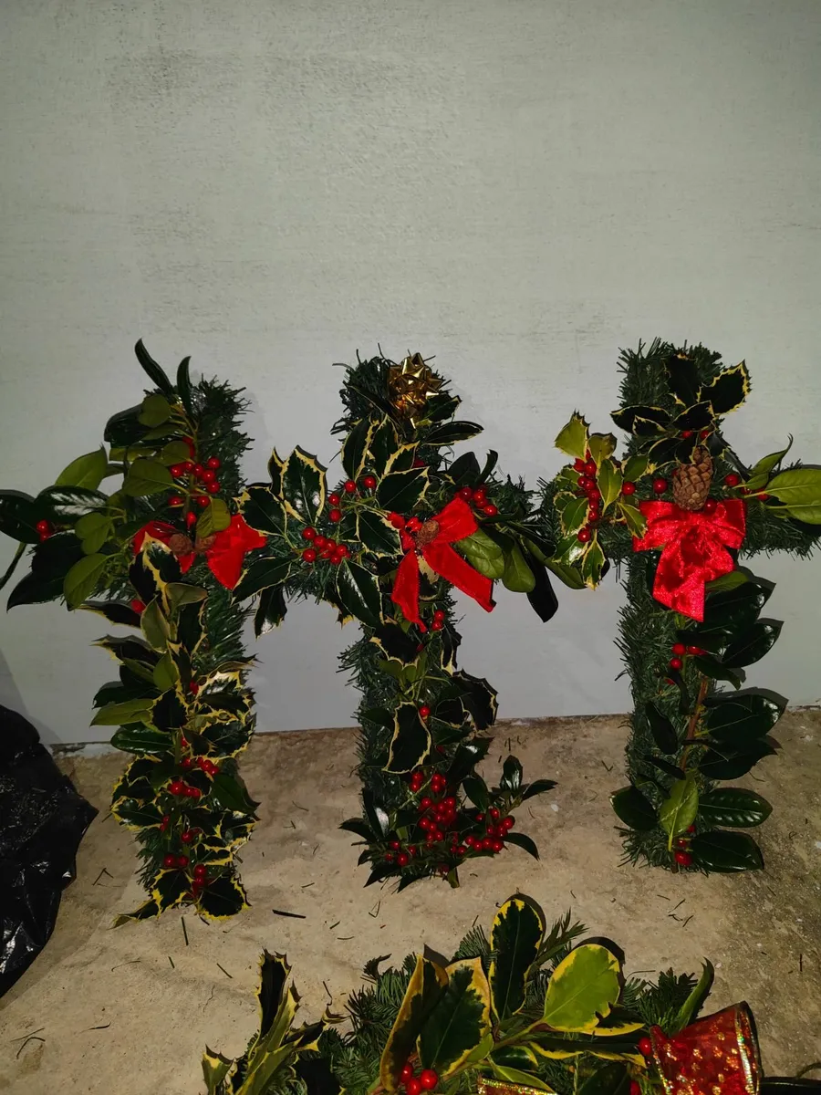 Christmas wreaths - Image 1