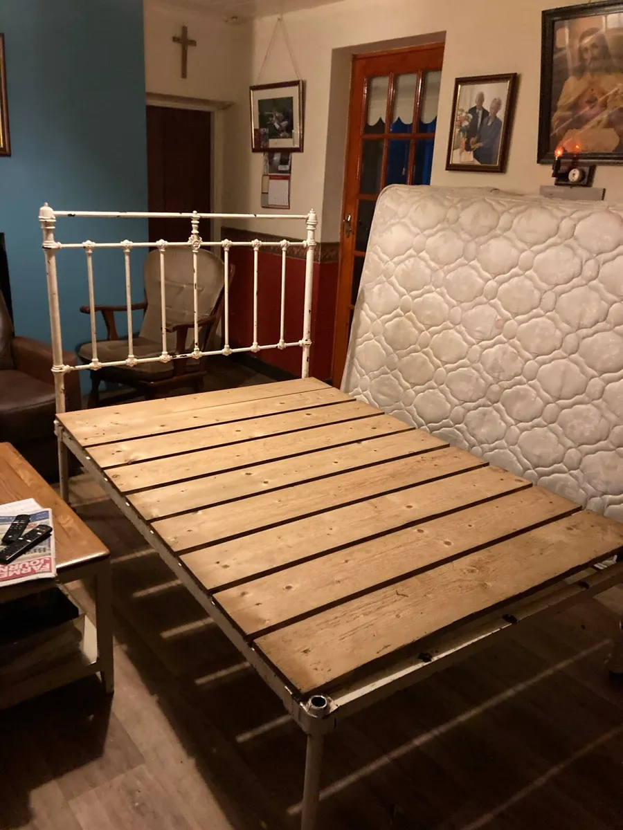 Antique double bed 4 foot wide by 5 foot 8 inches - Image 2