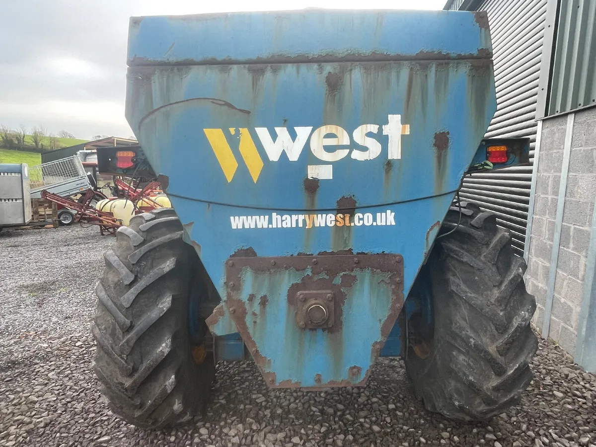 West 1300 dual spreader - Image 4