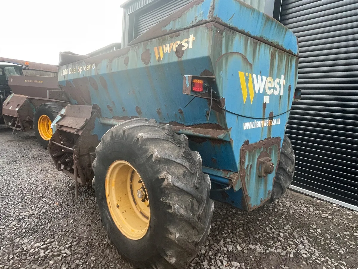 West 1300 dual spreader - Image 2