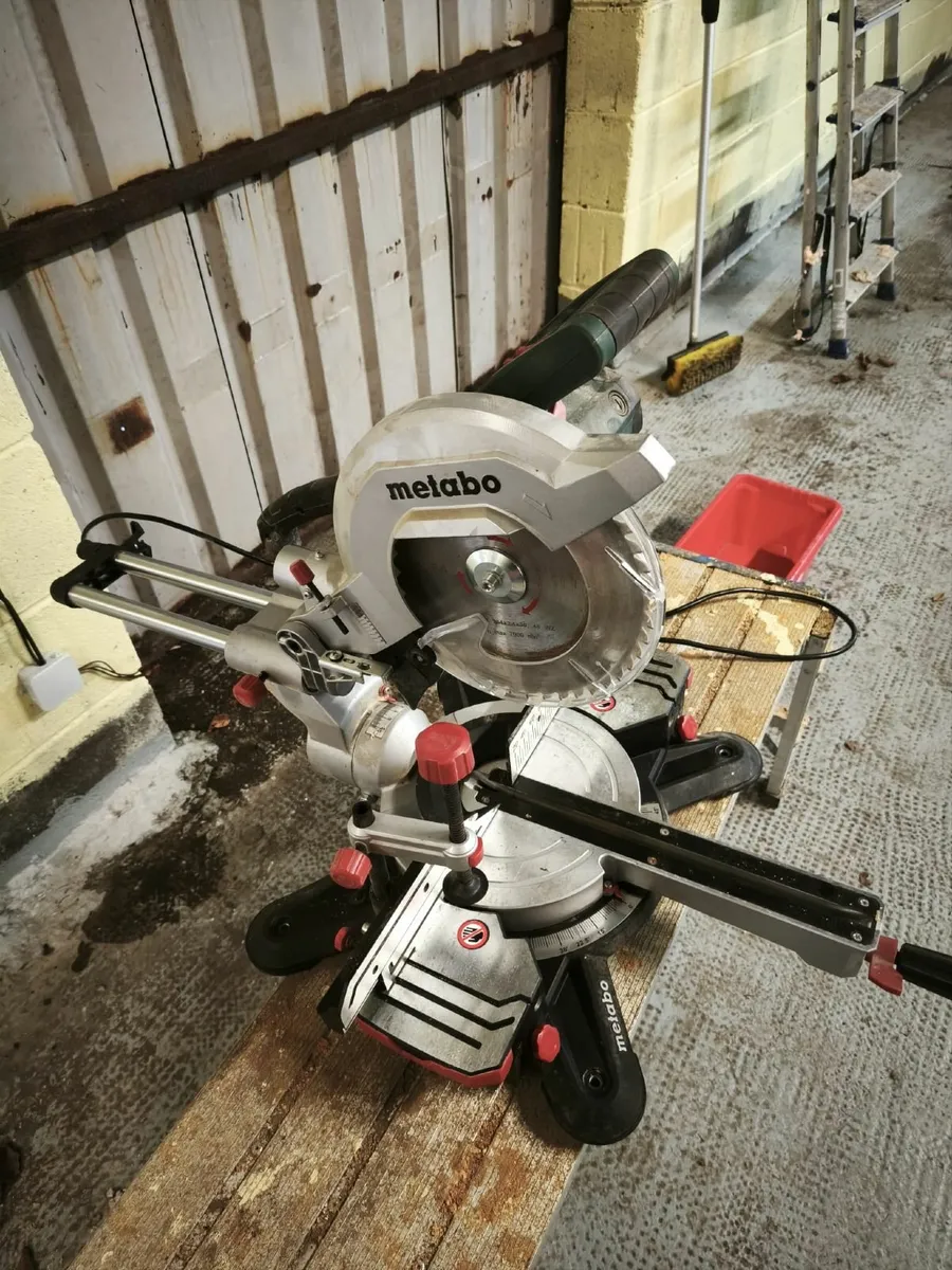Metabo 10" Mitre Saw - Image 3