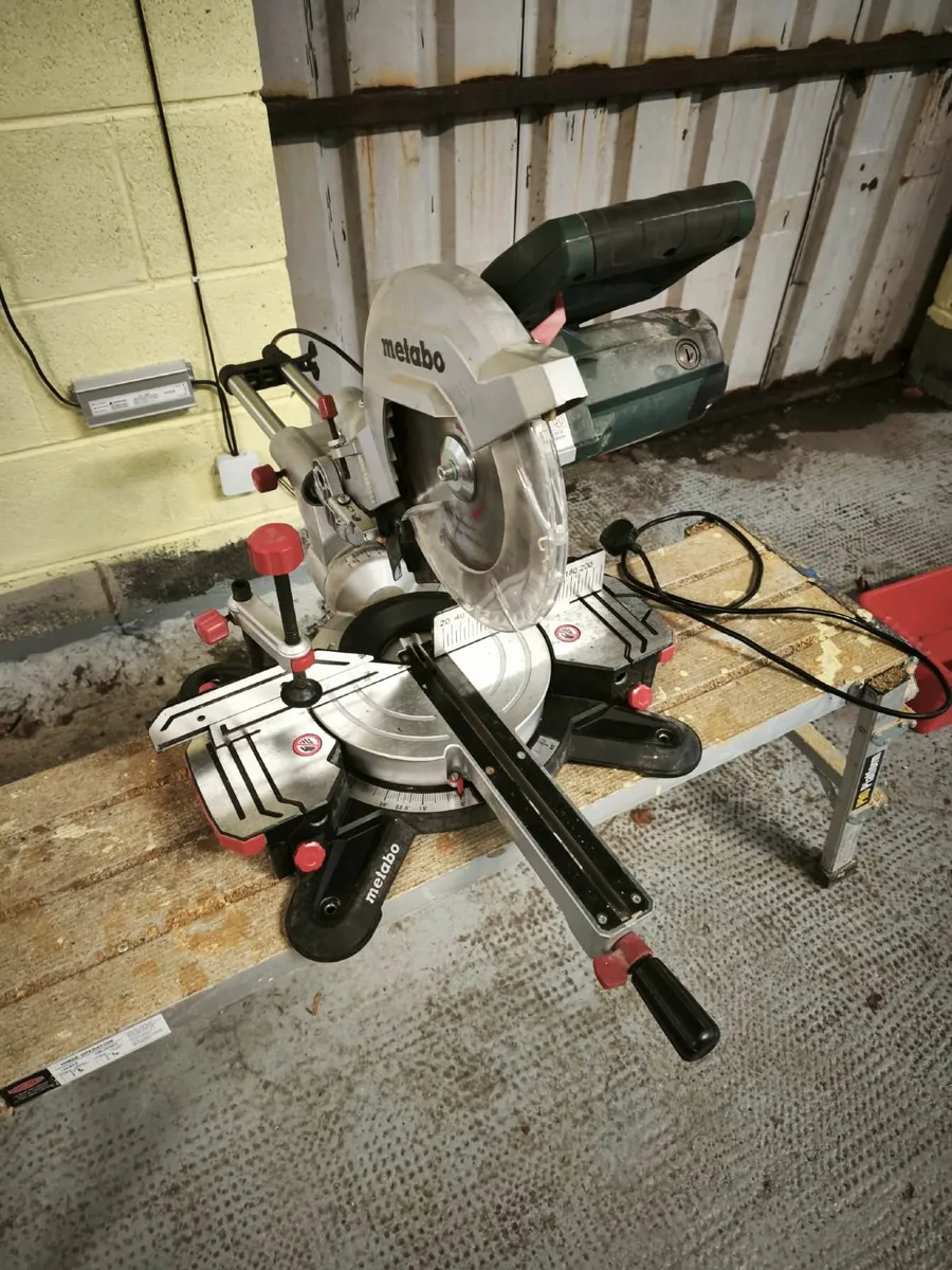 Metabo 10" Mitre Saw - Image 1