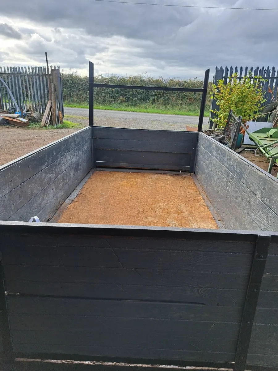 Twin axle trailer - Image 1