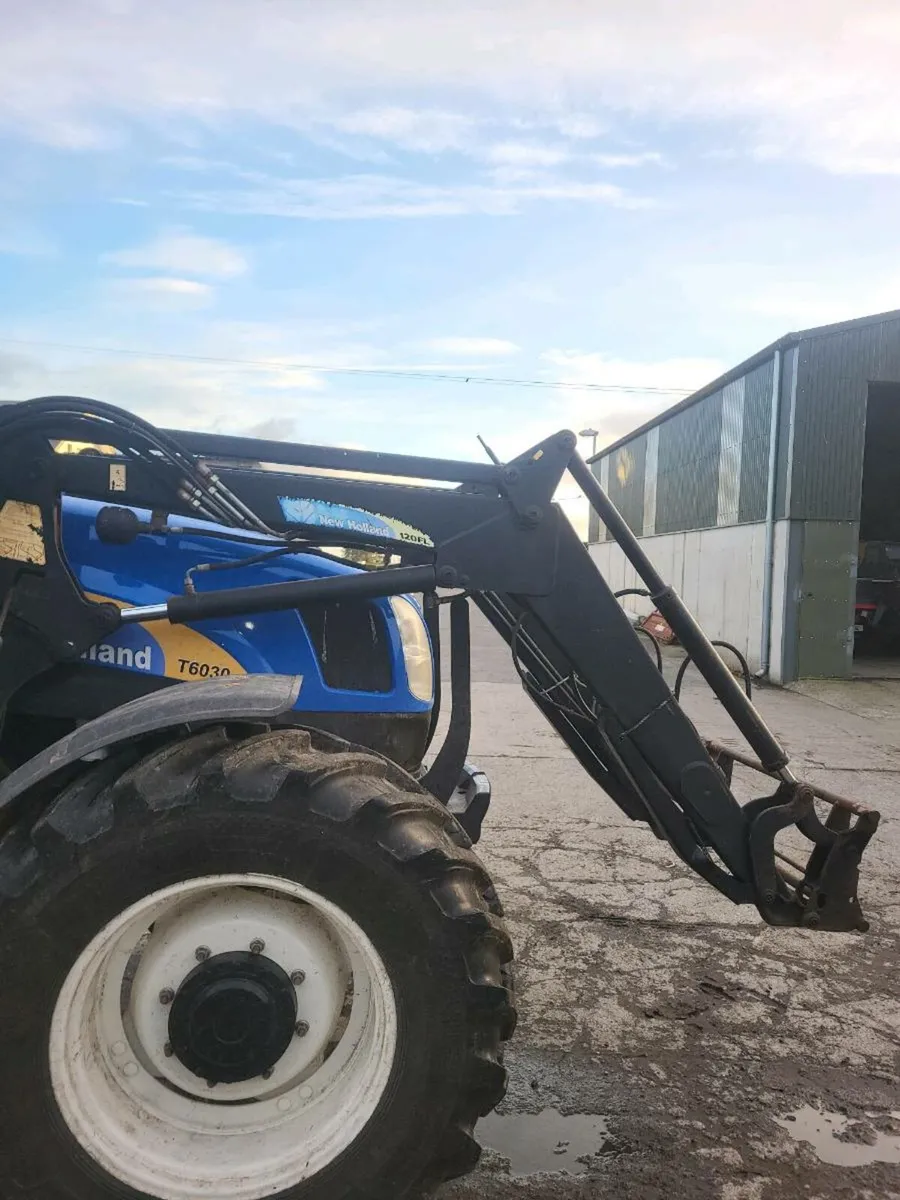 New holland stoll loader - Image 3