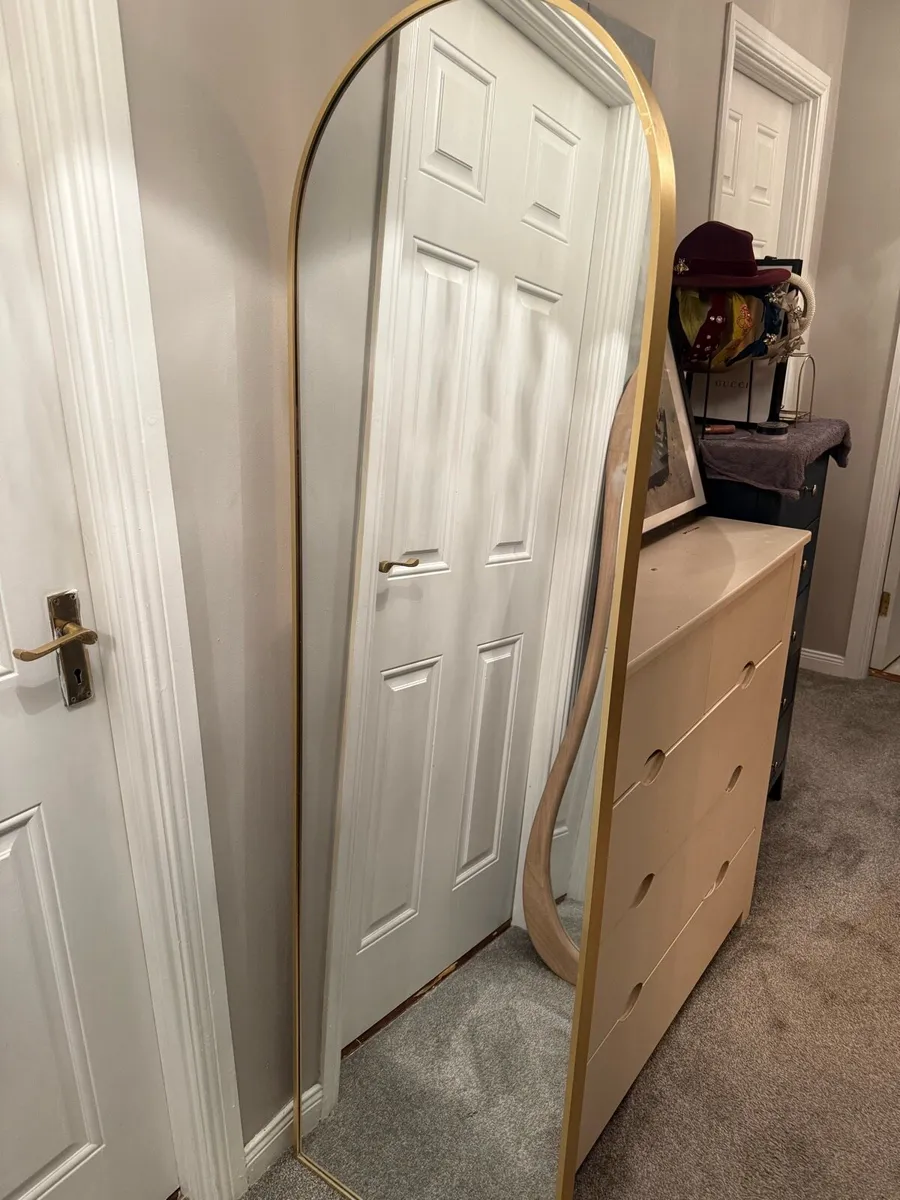 Brand new gold toned mirror - Image 1
