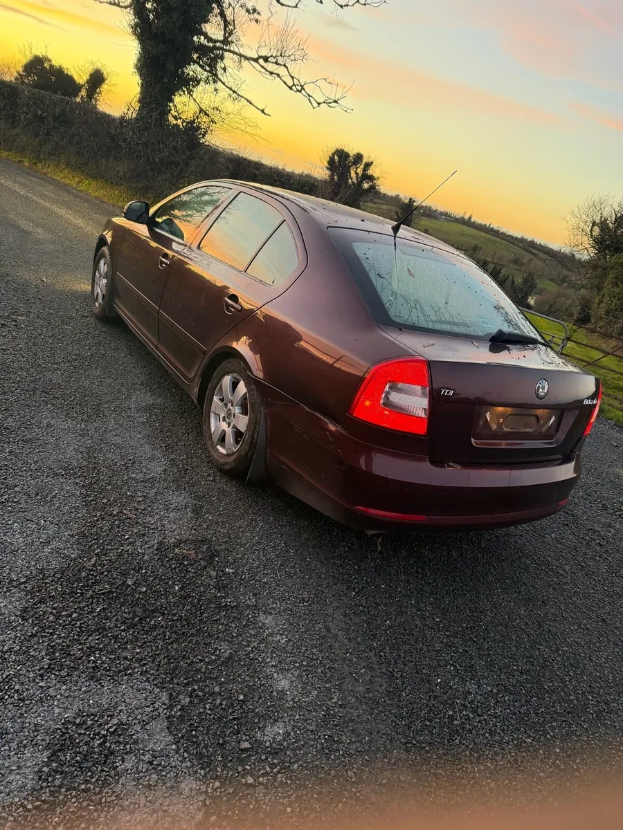 Skoda octavia breaking - Image 3