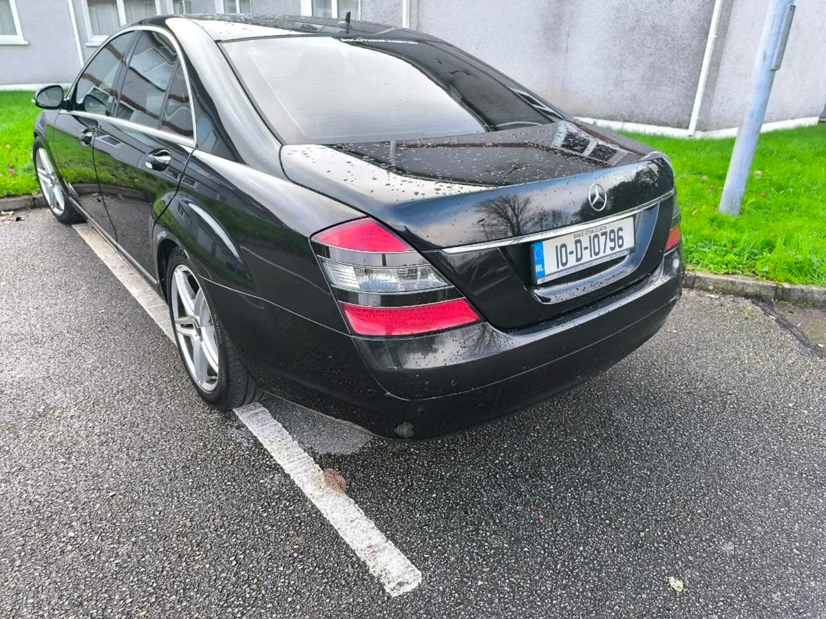 Mercedes Benz - Image 3